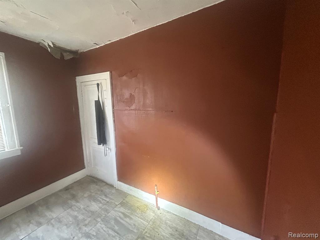 4548 COOPER Street, Detroit, MI 48214 — Photo 41