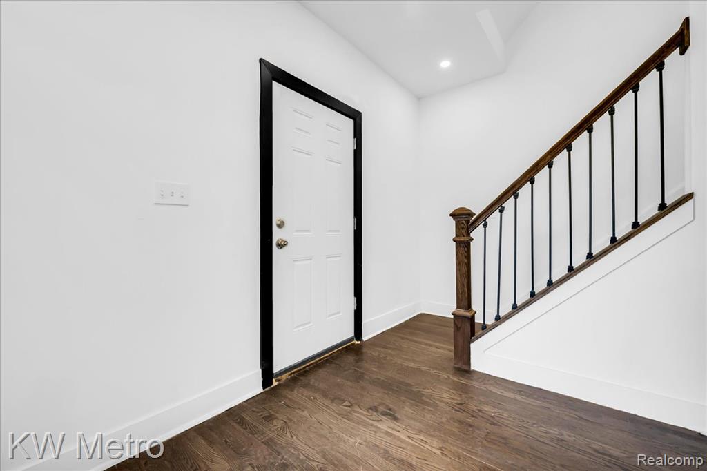 1685 Glynn Court, Detroit, MI 48206 — Photo 17