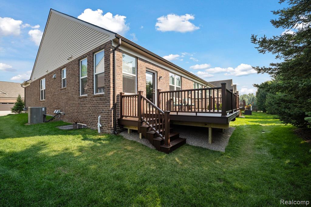 40633 Azalea Drive, Clinton Twp, MI 48036 — Photo 30
