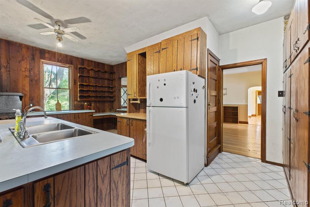 5390 Oak Hill Road, Clarkston, MI 48348 — Photo 19