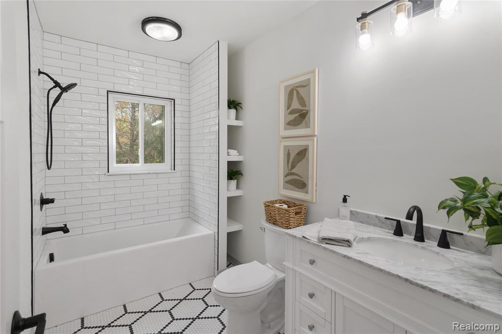 80 W Joy Road, Ann Arbor, MI 48105 — Photo 17