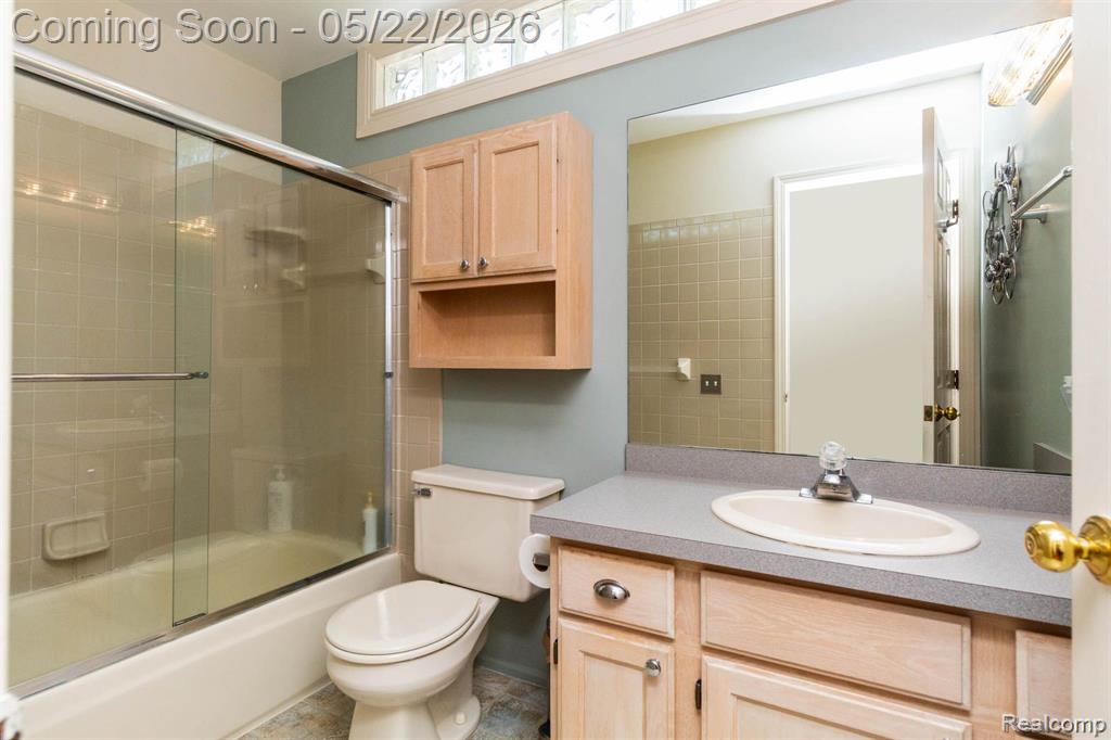 1398 BEAVERBROOK Drive, Holly, MI 48442 — Photo 34