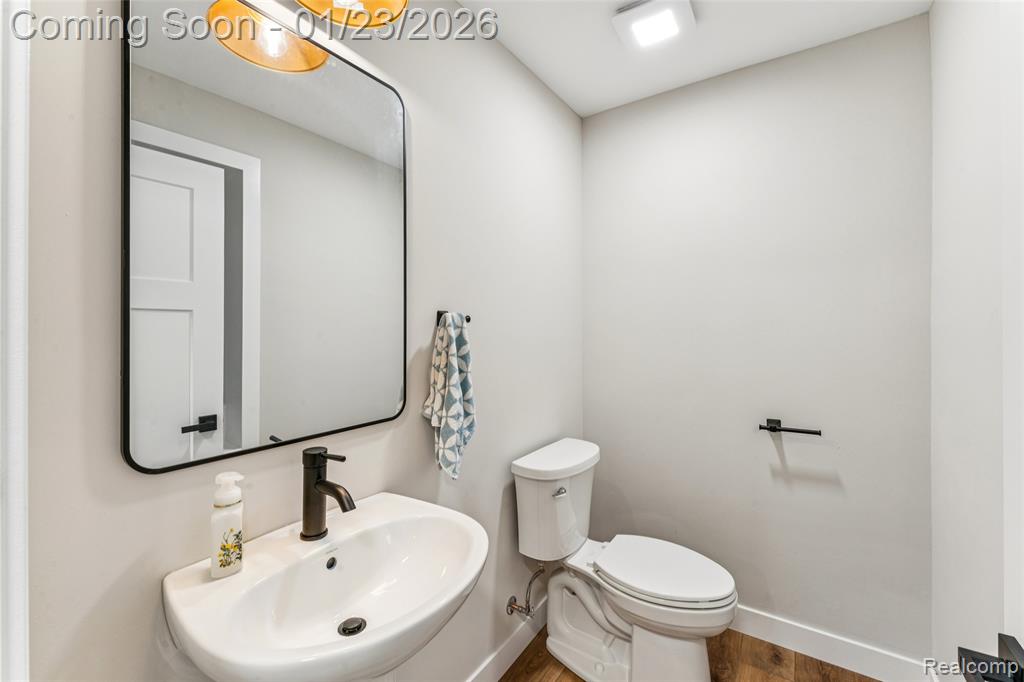 9398 Ortonville Road, Clarkston, MI 48348 — Photo 9