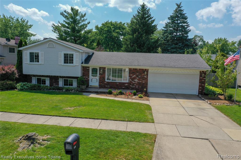 536 Central Street, Marysville, MI 48040 — Photo 2
