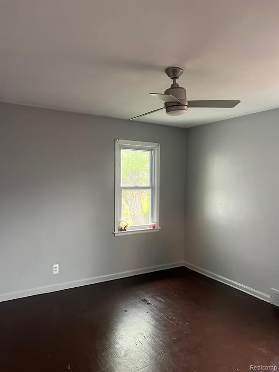 15758 HUBBELL Street, Detroit, MI 48227 — Photo 8