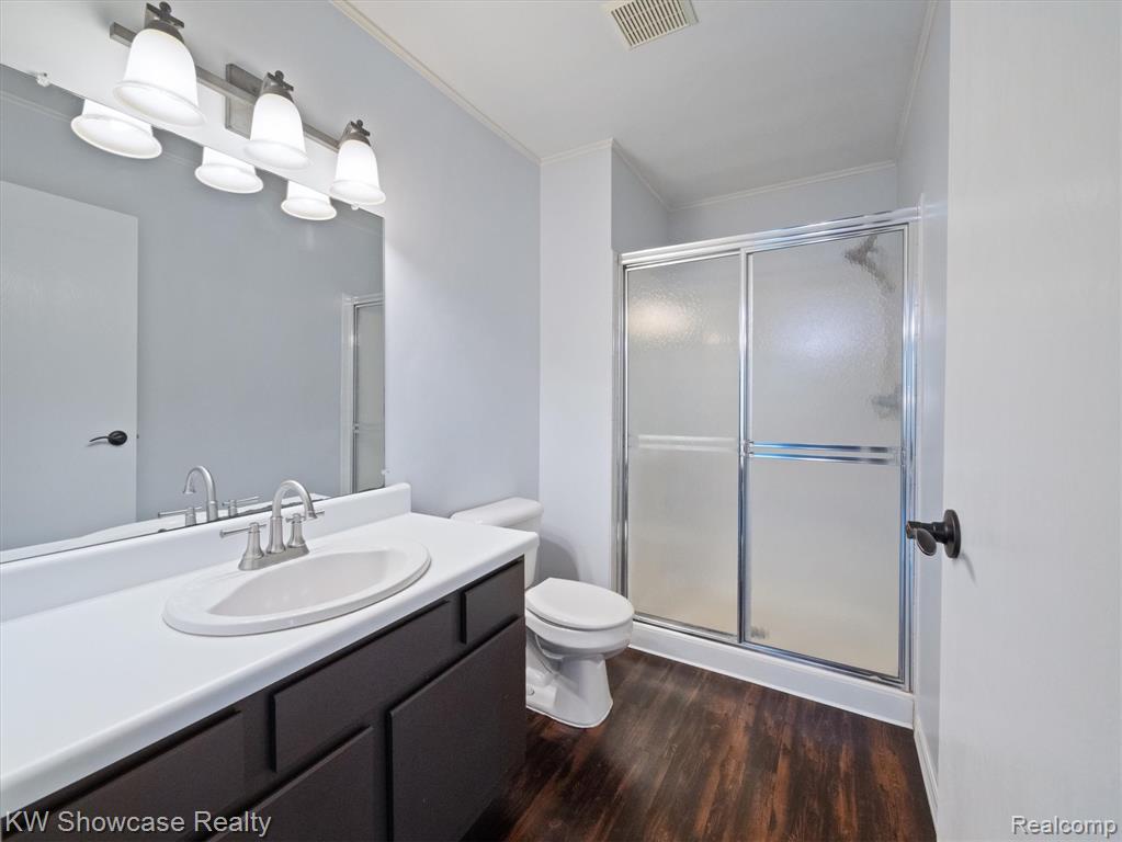 61011 Greenwood Drive, South Lyon, MI 48178 — Photo 17