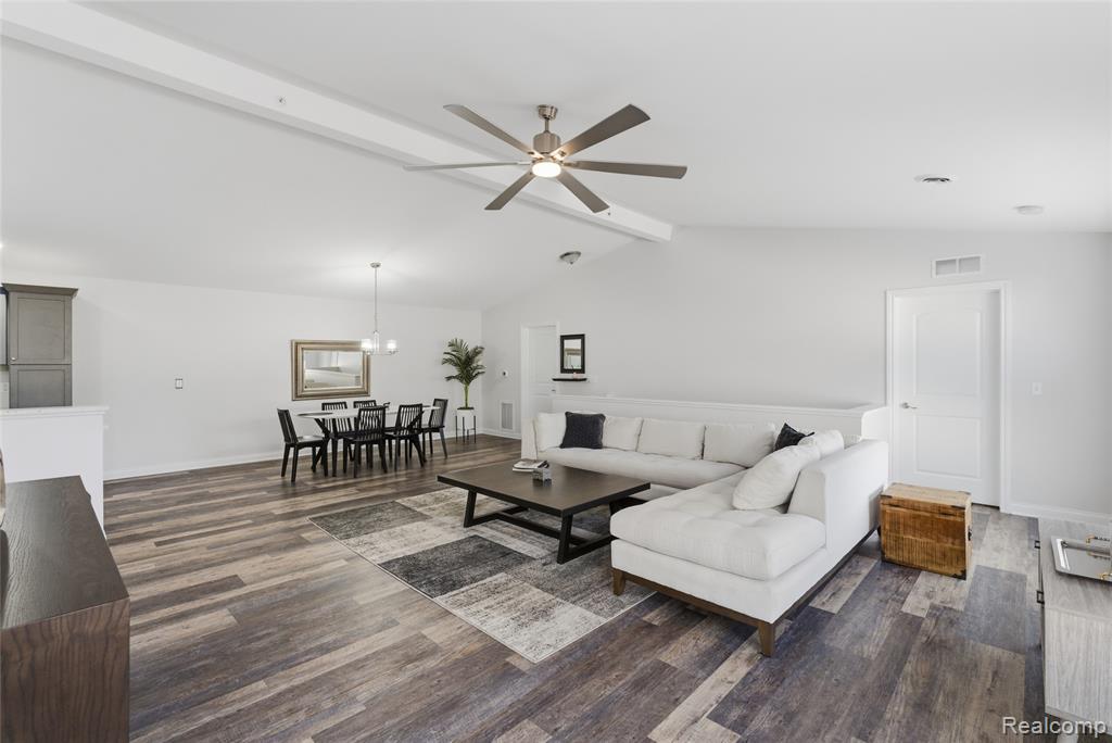 907 Watercress Lane, Fenton, MI 48430 — Photo 8