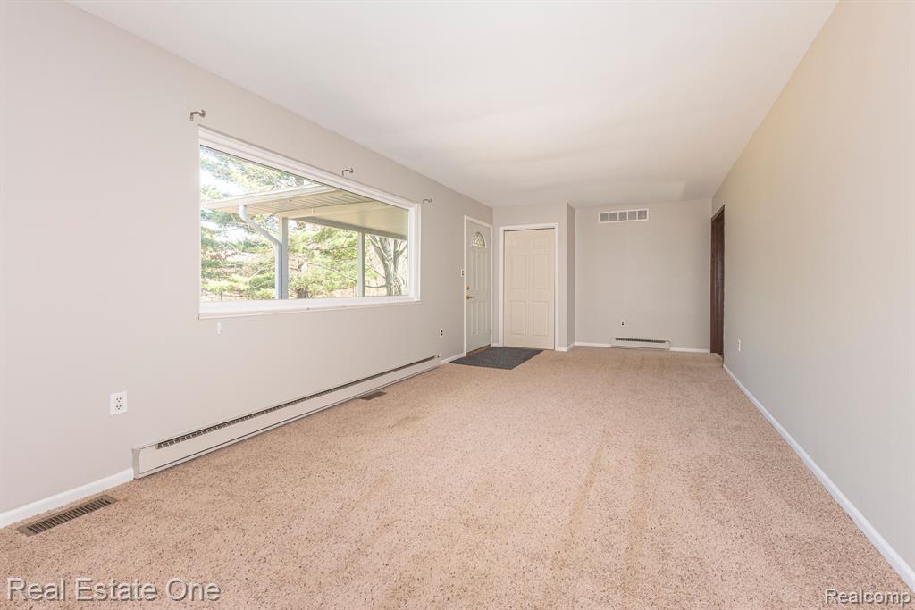 7293 GAWLEY Road, Pinckney, MI 48169 — Photo 13
