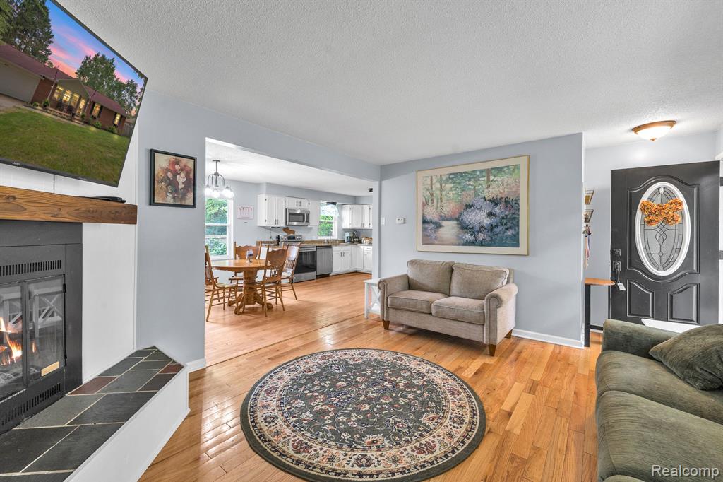 4100 Highland Court, West Bloomfield, MI 48323 — Photo 6