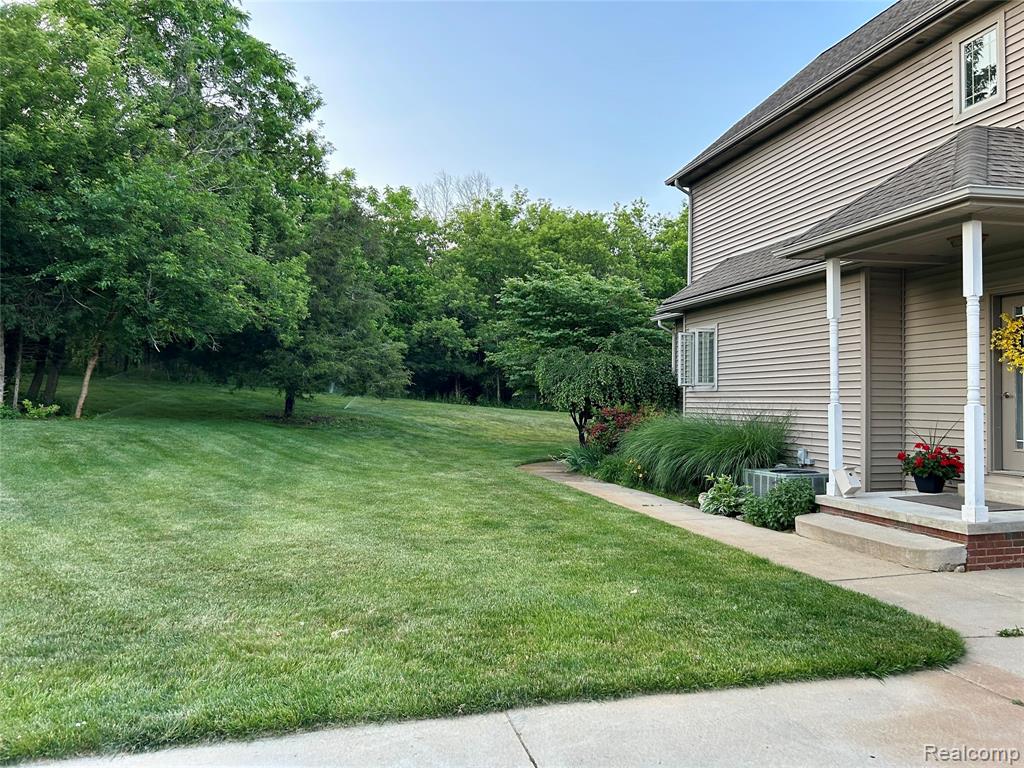 6435 Thompson Pond Drive, Whitmore Lake, MI 48189 — Photo 37
