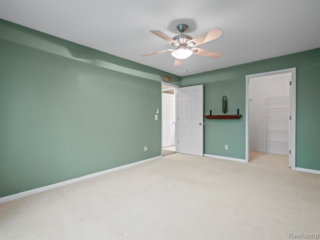 56404 CHESAPEAKE Trail, Shelby Twp, MI 48316 — Photo 31