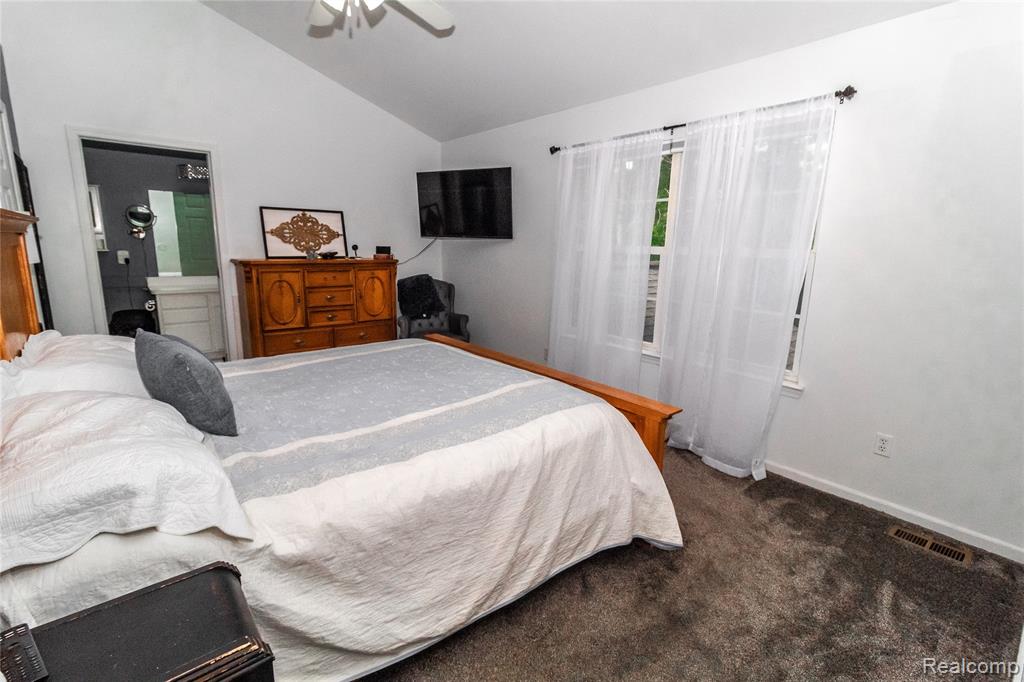 8314 Mill Pointe Court, Goodrich Vlg, MI — Photo 25