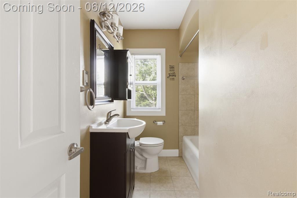 10351 Maplelawn Street, Detroit, MI 48204 — Photo 9