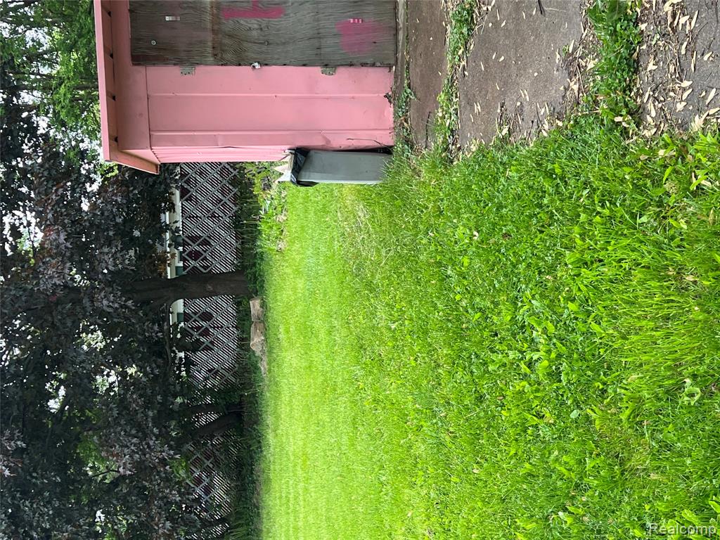 4172 Fenton Road, Flint, MI 48507 — Photo 8