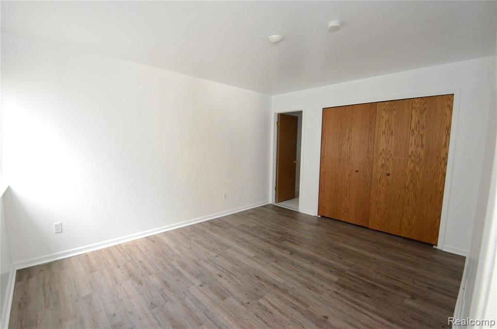 42803 Lilley Pointe Drive, Canton, MI 48187 — Photo 12