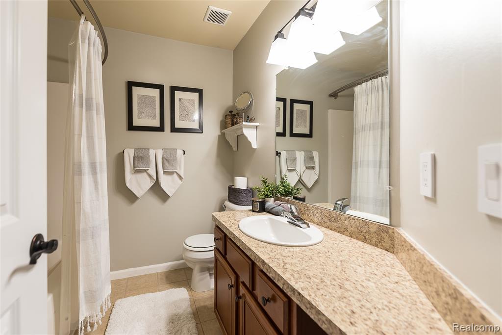 58740 Carriage Lane, South Lyon, MI 48178 — Photo 20