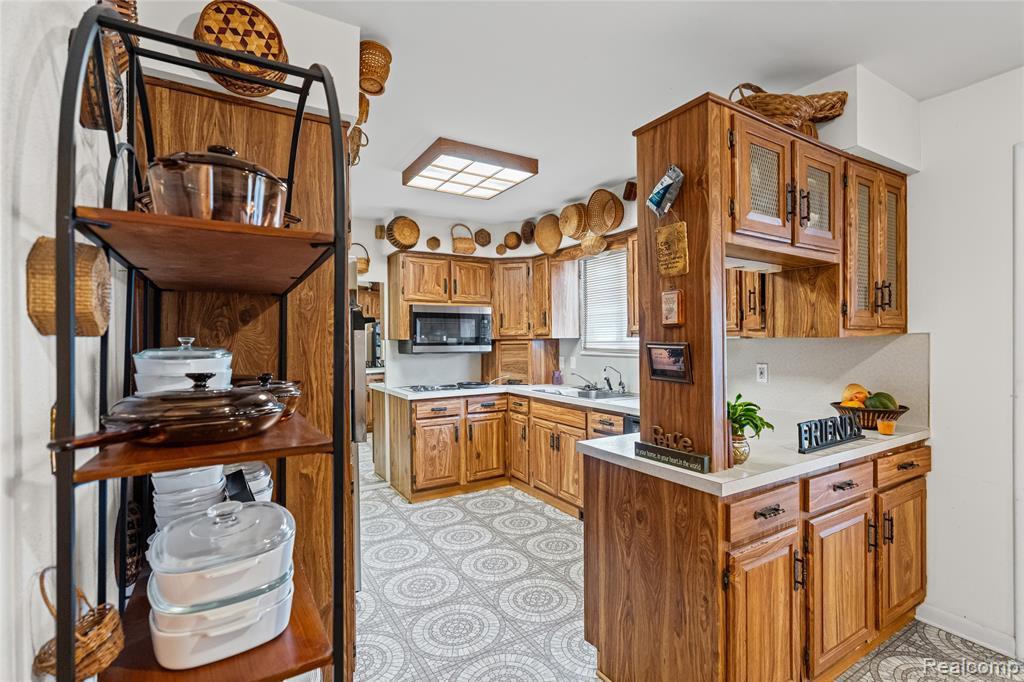 4480 Cherrytree Lane, Flint, MI 48507 — Photo 17
