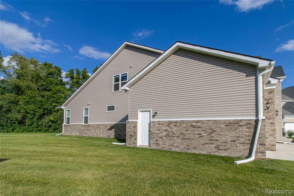 5532 Timber Glen Court, Ann Arbor, MI 48108 — Photo 47
