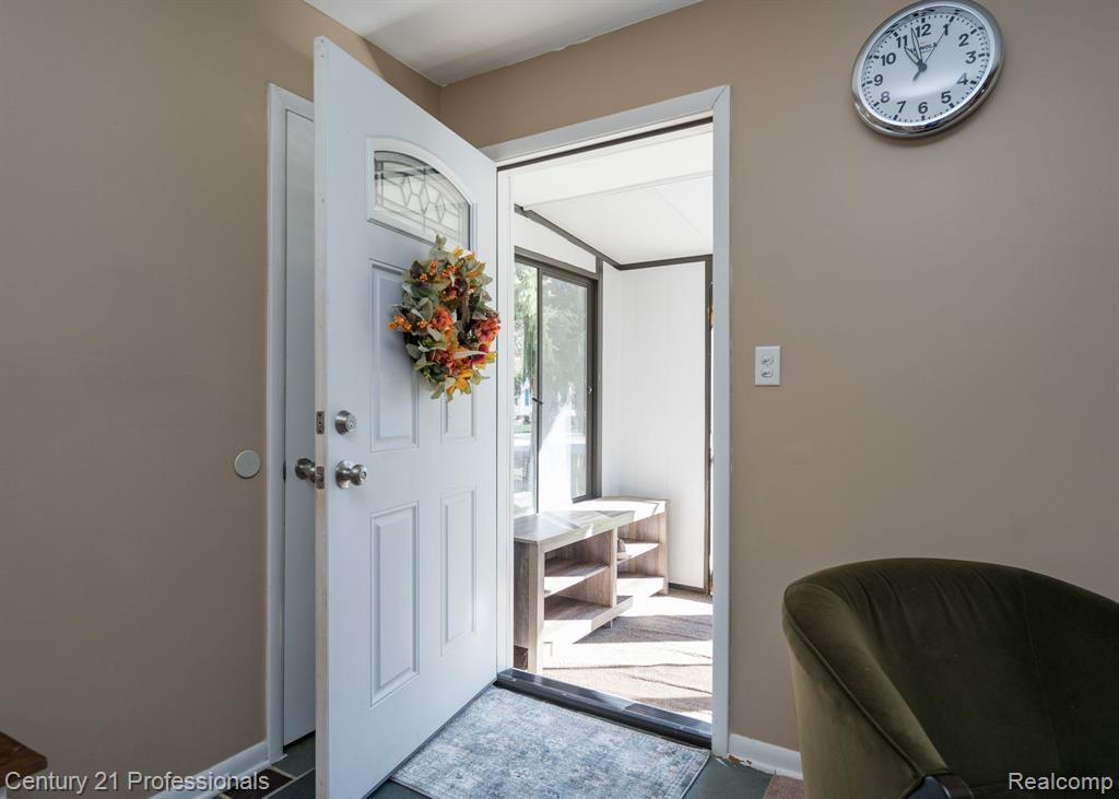 46759 Waco Street, Shelby Twp, MI 48317 — Photo 6