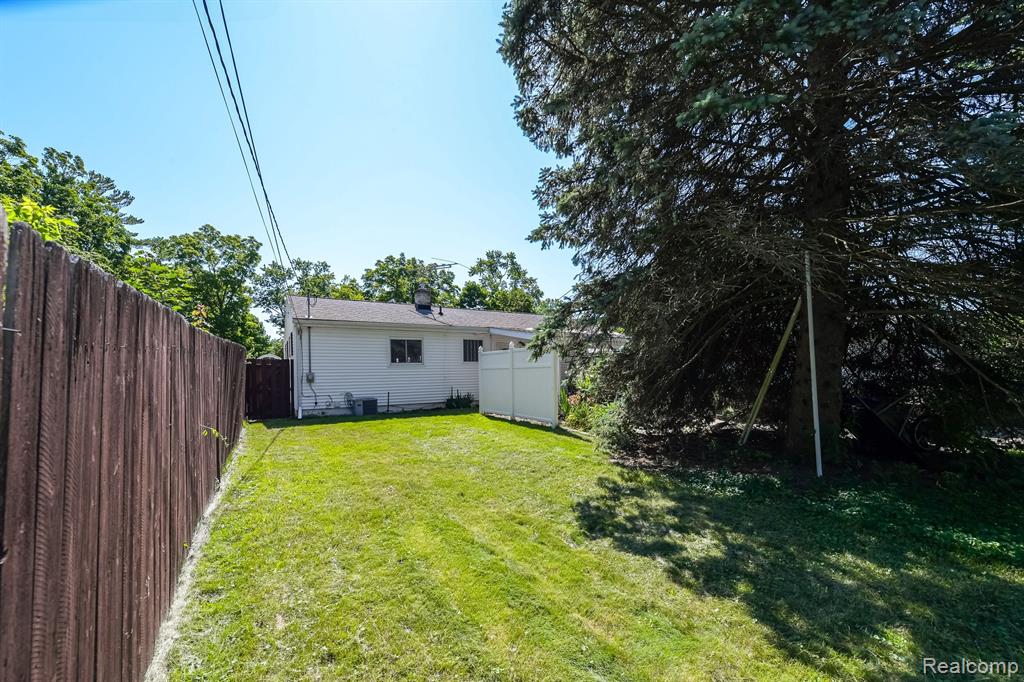 2724 CRANBROOK Road, Ann Arbor, MI 48104 — Photo 29