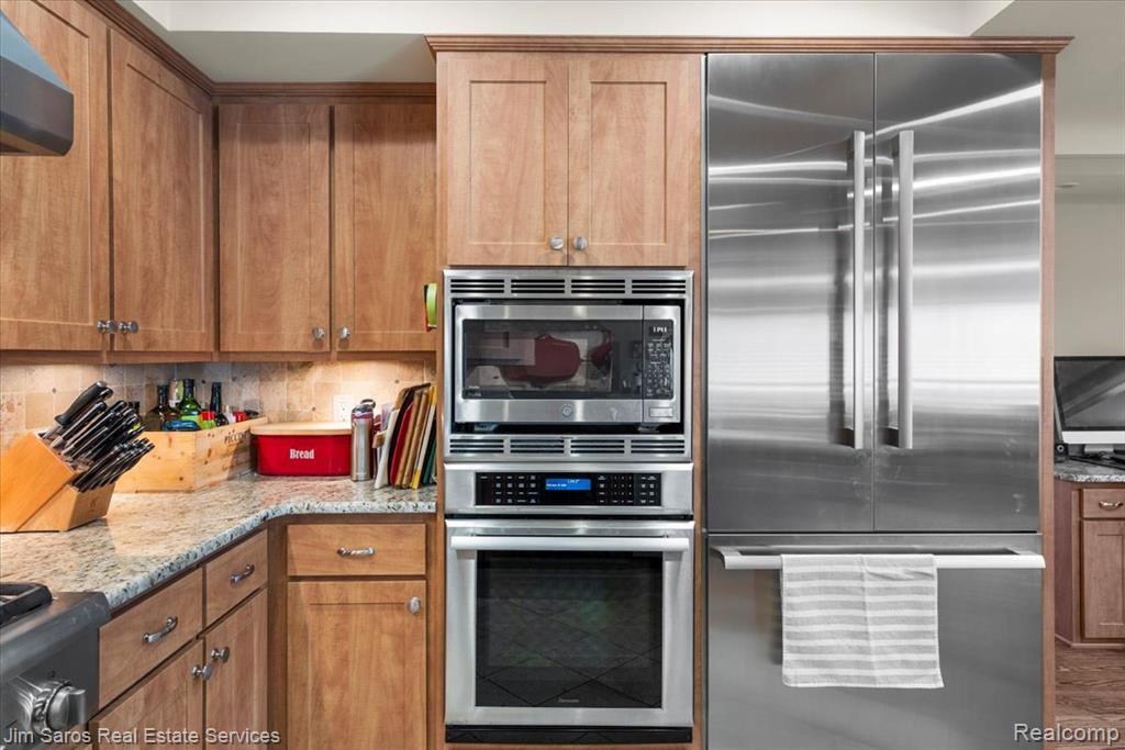 75 S Duval Road, Grosse Pointe Shores, MI 48236 — Photo 12