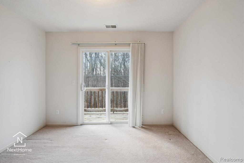 23490 READING, Trenton, MI 48183 — Photo 19