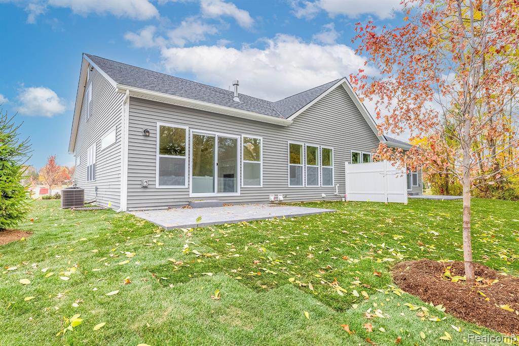 702 Ander Lane, 87, White Lake, MI — Photo 26