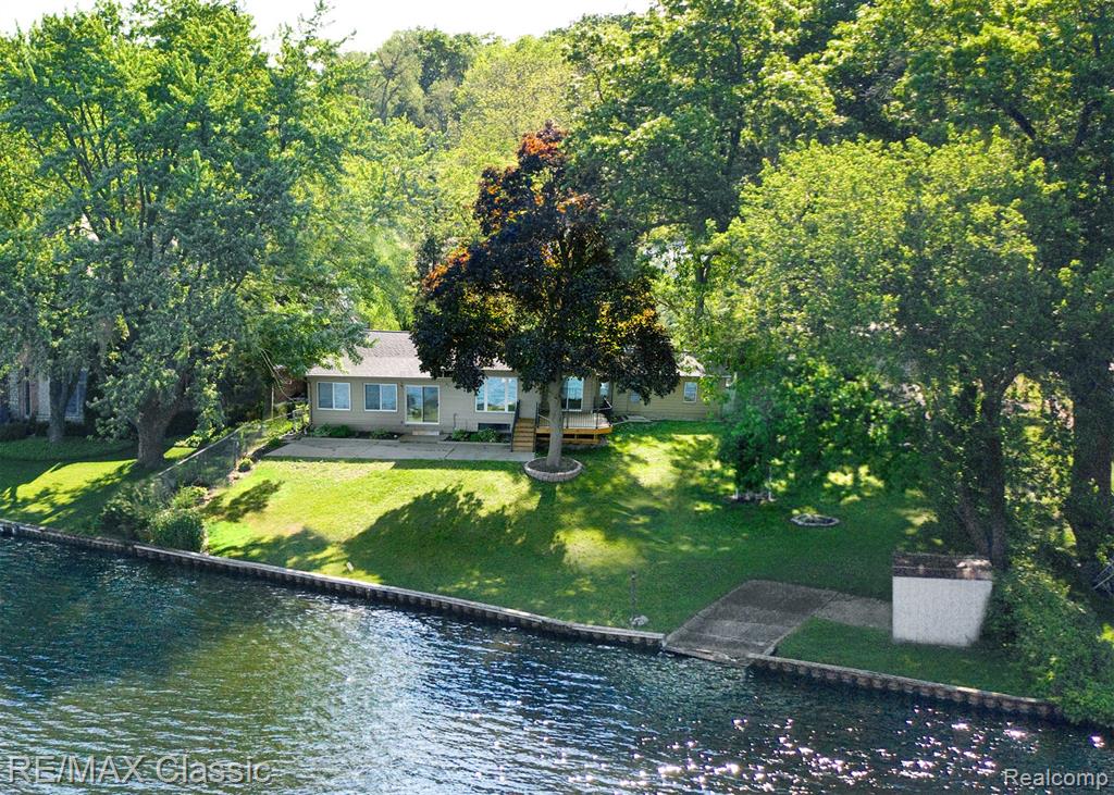 1861 Ladd Road, Wolverine Lake, MI 48390 — Photo 6