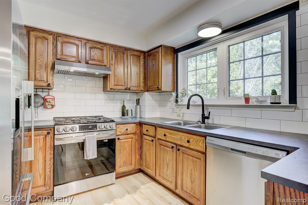 41490 Hanford Road, Canton, MI 48187 — Photo 25