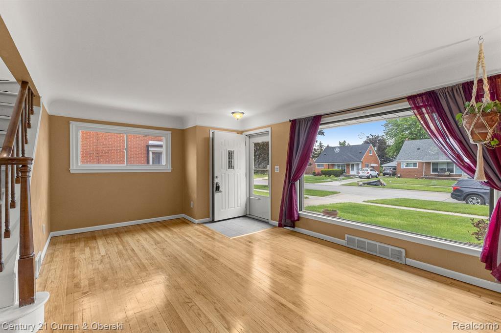 7850 MERRICK Street, Taylor, MI 48180 — Photo 4