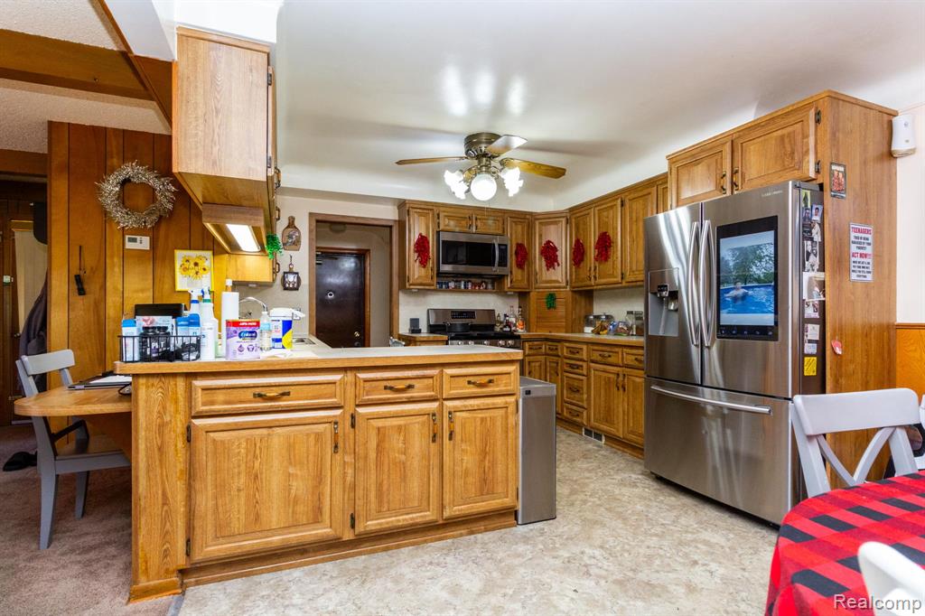 8345 E 14 Mile Road, Sterling Heights, MI 48312 — Photo 8