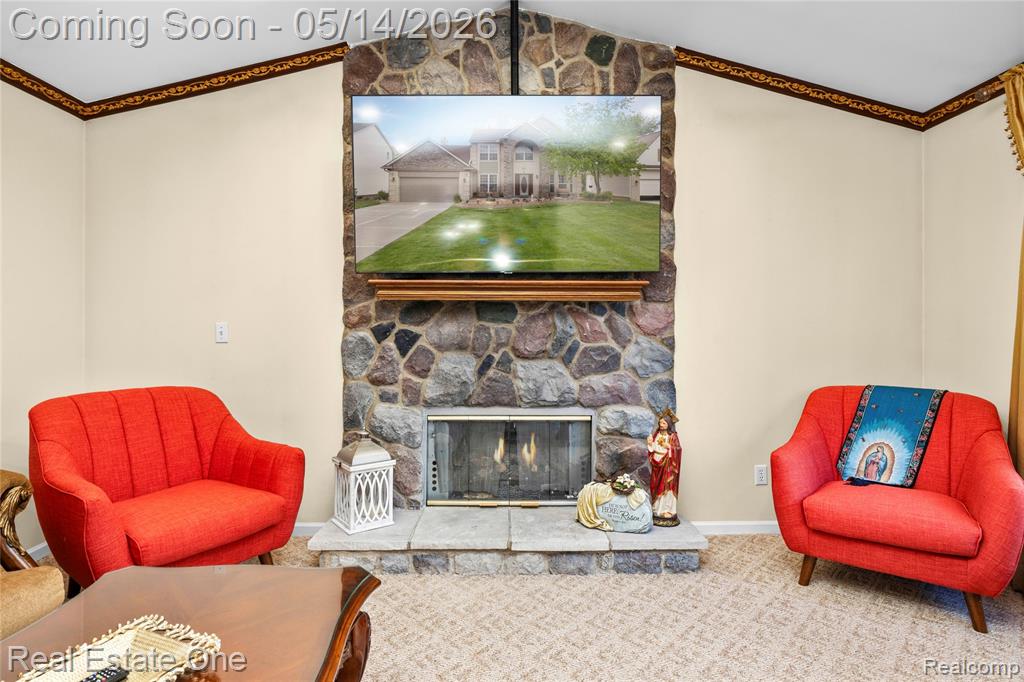 865 Drakeshire Drive, Commerce Twp, MI 48390 — Photo 36