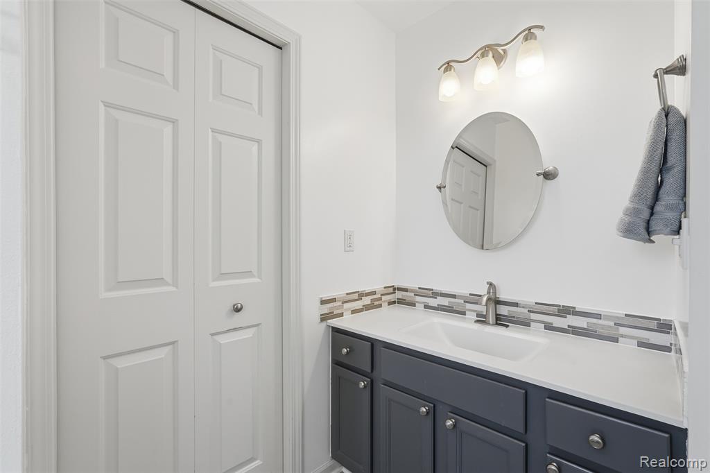 4325 Kellie Court, Howell, MI 48855 — Photo 16