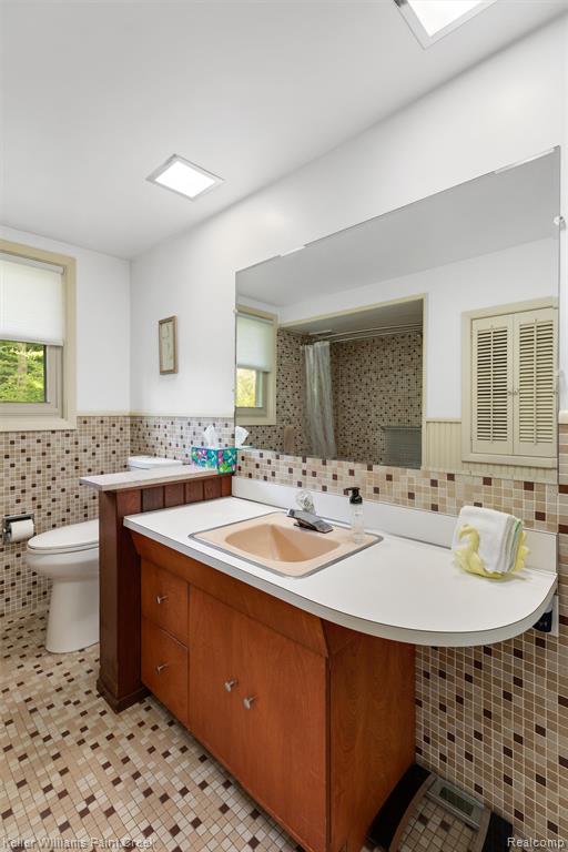 3340 Ordam Court, Oakland, MI — Photo 21