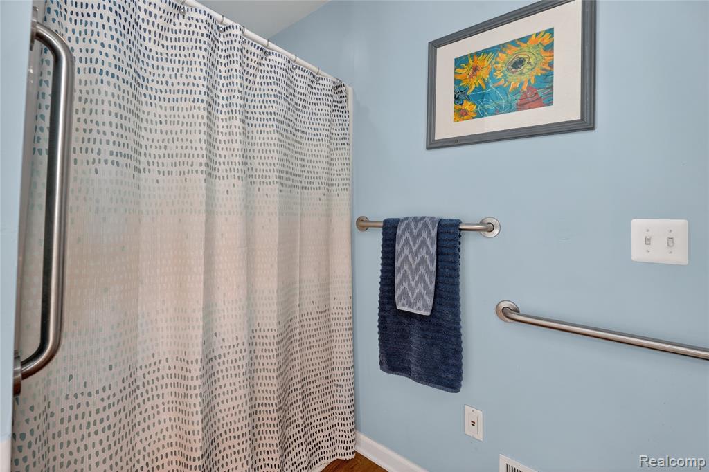 468 Dama View Court, Howell, MI 48855 — Photo 24