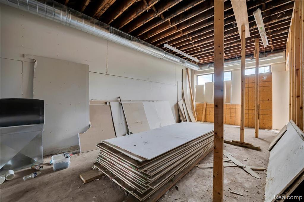 14512 Plymouth Road - Photo 5