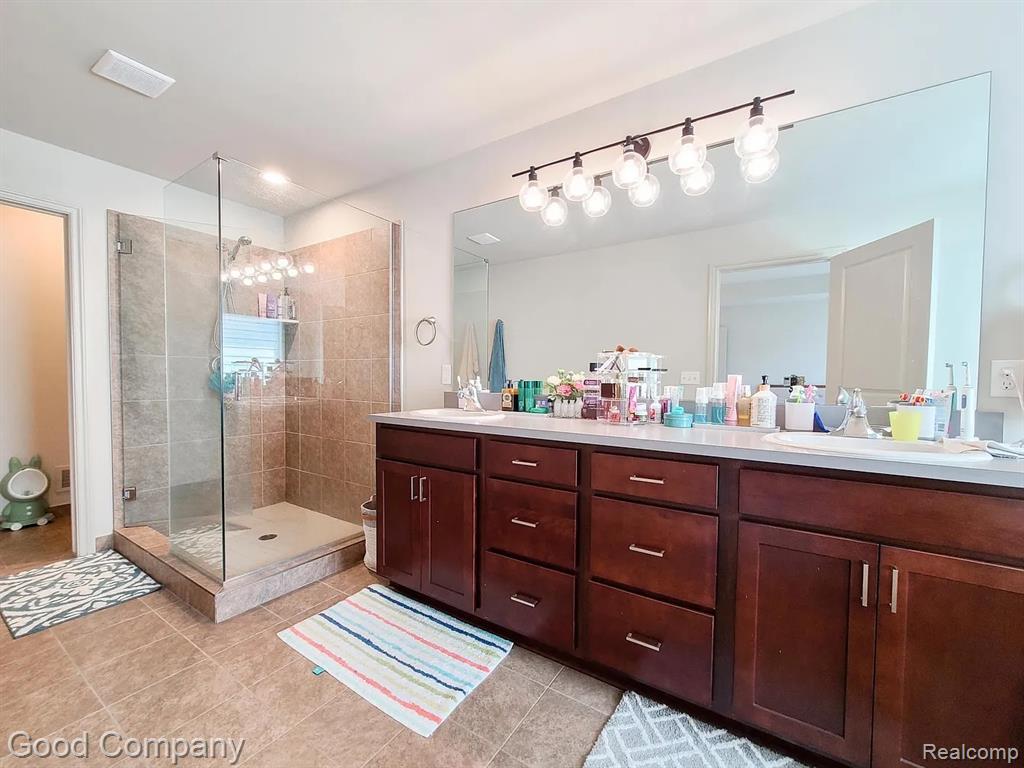 5342 Rangemore Drive, Troy, MI 48085 — Photo 21