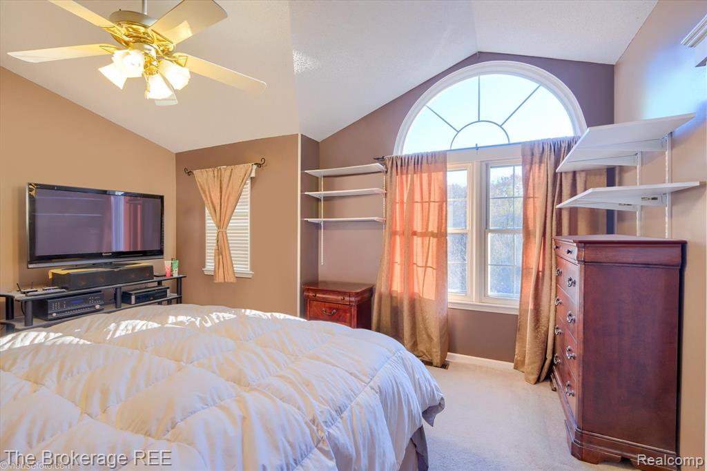 2653 Ravine Side Lane N, Howell, MI 48843 — Photo 44