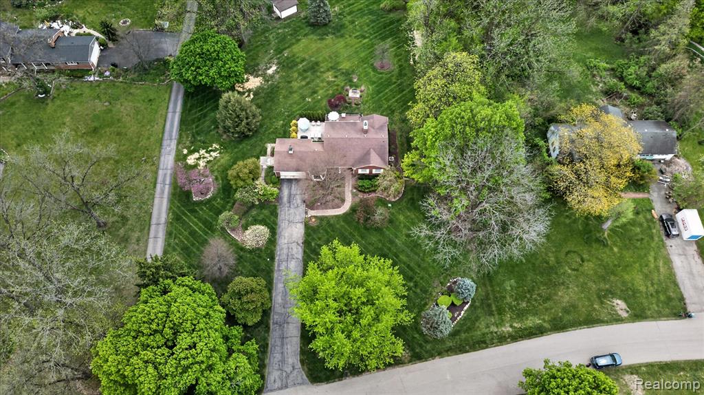13960 Ridgewood Drive, Plymouth, MI 48170 — Photo 55