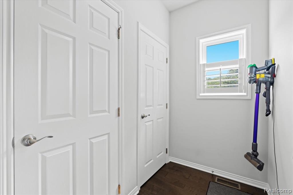 5641 Ciderberry Drive, Brighton, MI 48116 — Photo 21