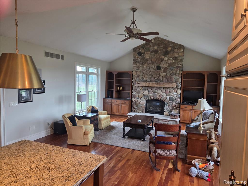 900 Maxfield Road, Brighton, MI 48114 — Photo 23