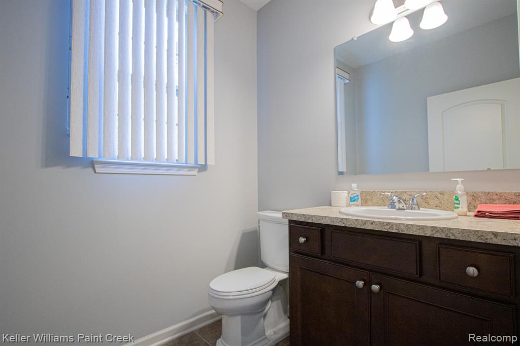 49231 Hanna Court, Macomb, MI 48042 — Photo 11