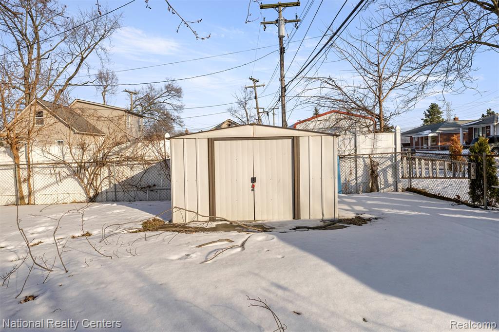 457 Stewart Avenue, Lincoln Park, MI 48146 — Photo 25
