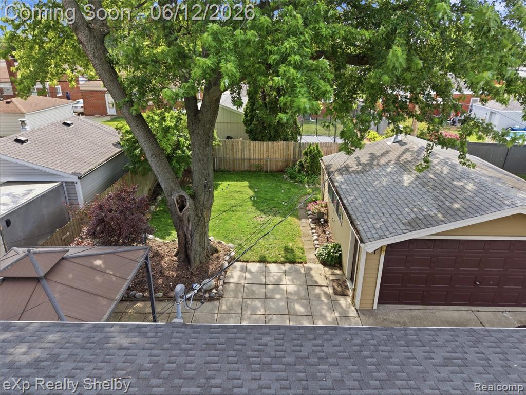 29451 Mark Avenue, Madison Heights, MI 48071 — Photo 41