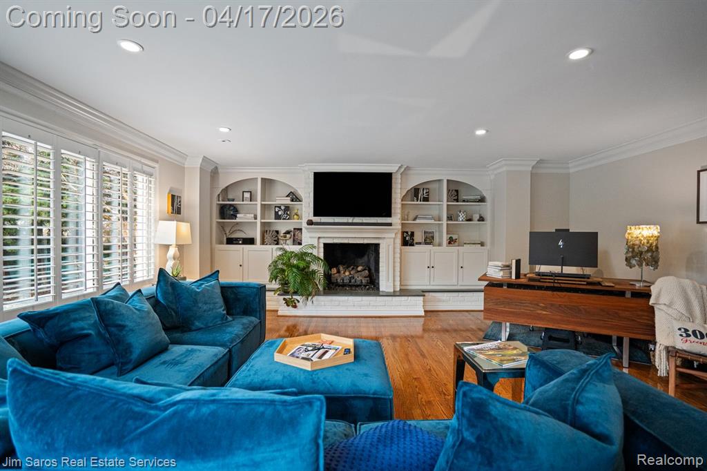 47 Roslyn Road, Grosse Pointe Shores, MI 48236 — Photo 19