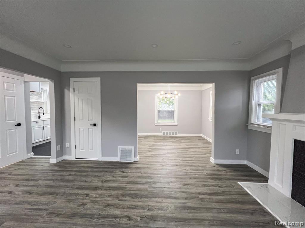 9961 Robson Street, Detroit, MI 48227 — Photo 5