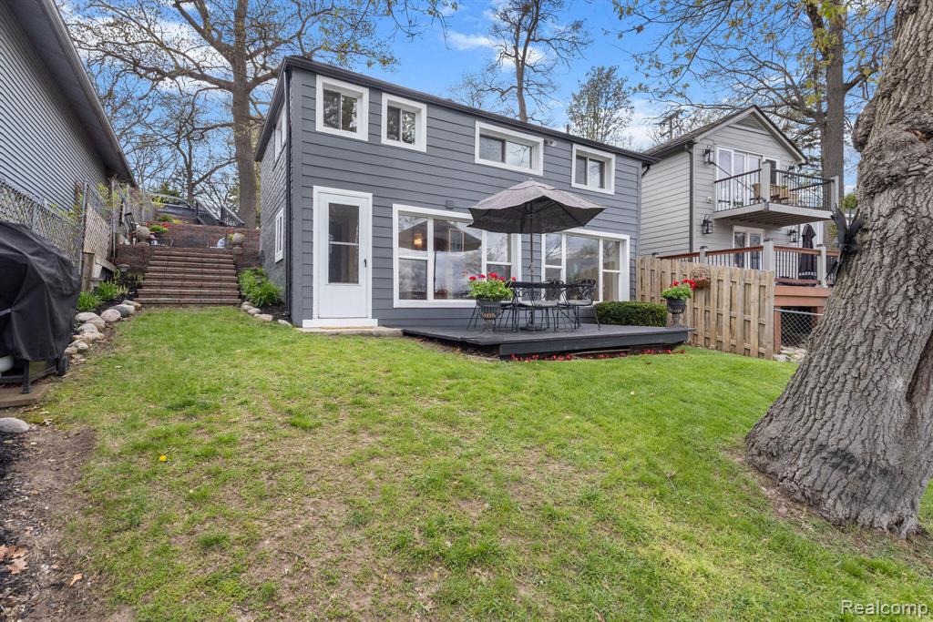 567 Bellevue Avenue, Lake Orion, MI 48362 — Photo 4
