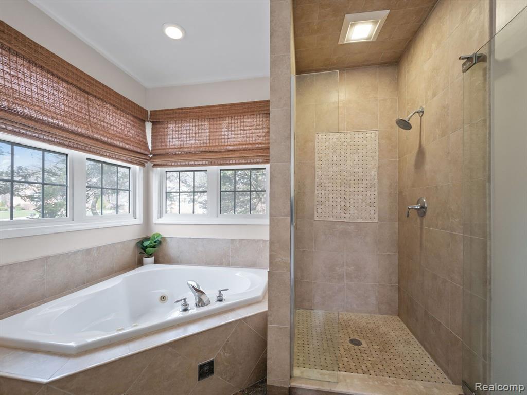 6834 WOODCREST Ridge, Clarkston, MI — Photo 35