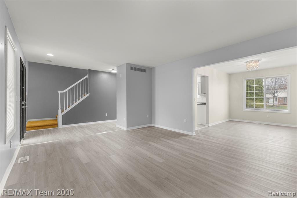 21717 Hildebrandt Drive, Flat Rock, MI 48134 — Photo 6