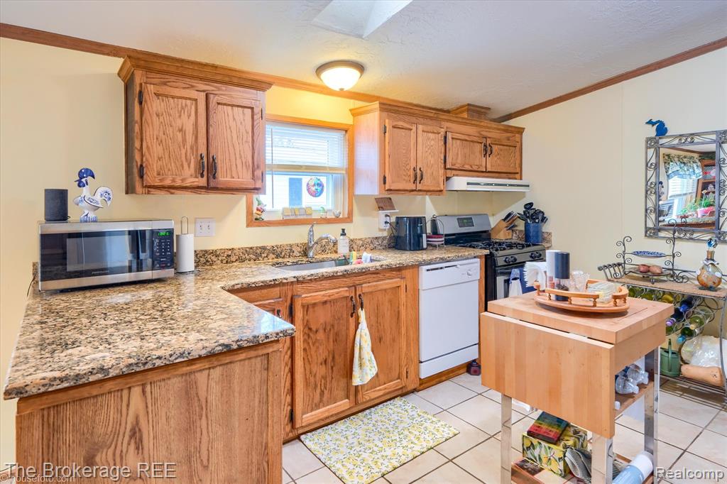 11 Crane Lake Drive, Linden, MI 48451 — Photo 26